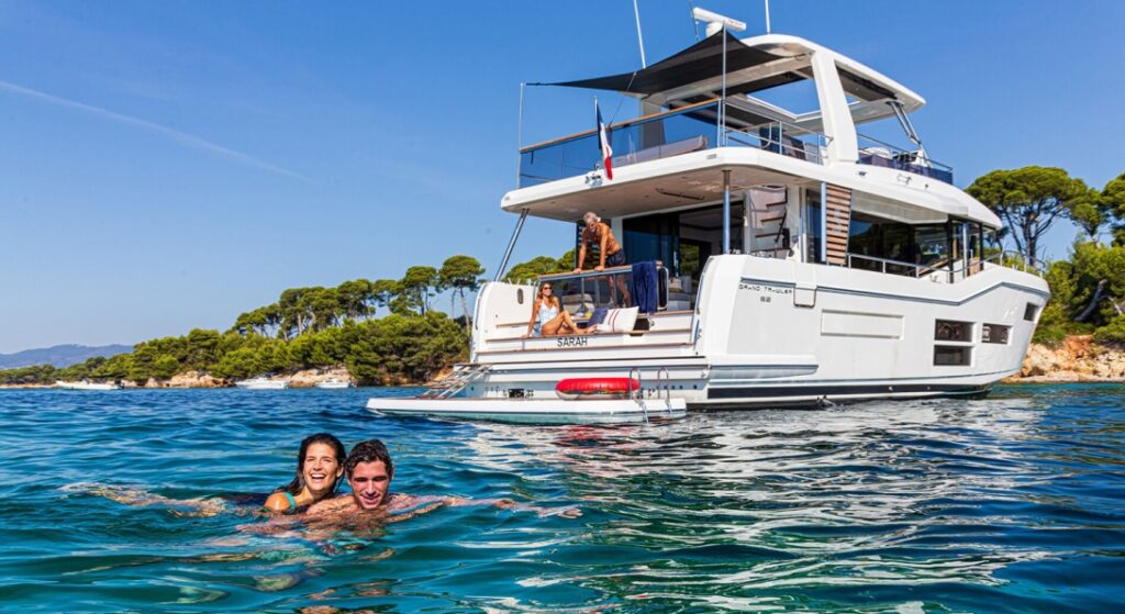 Gran-Trawler-62-Exterior5