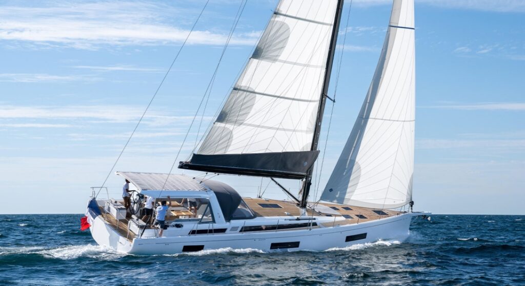 OceanisYacht-60-Exterior2