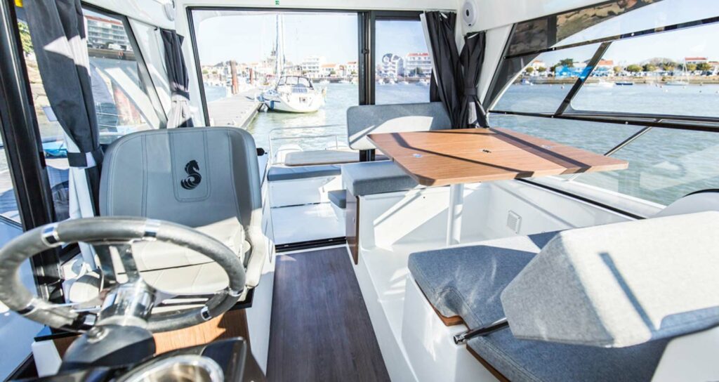 Espacio y luminosidad Antares 9