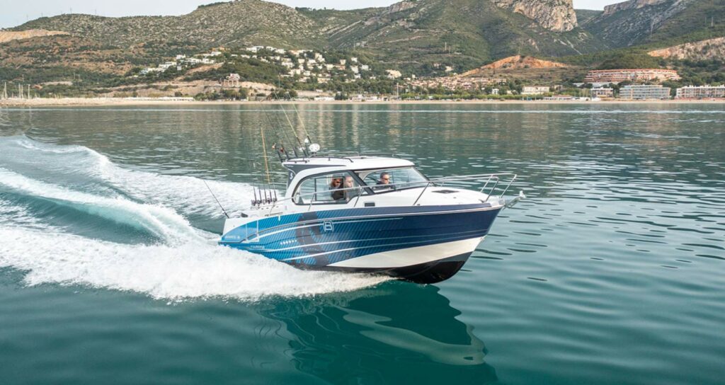 Exterior 1 Antares 8 Fishing