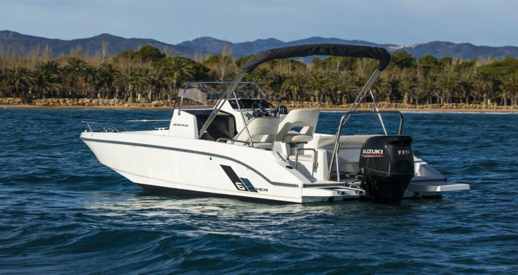 Exterior 3 Flyer 6 SPACEdeck