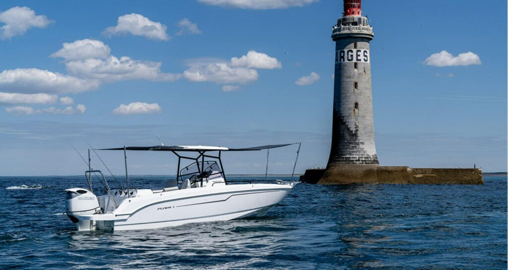 Exterior 4 Flyer 8 SPACEdeck