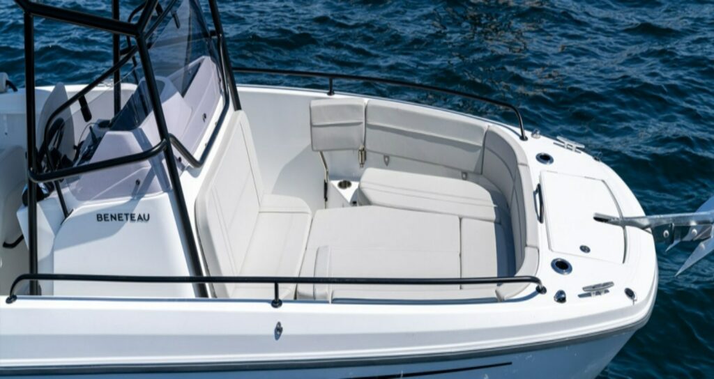 Solárium a proa Flyer 8 SPACEdeck